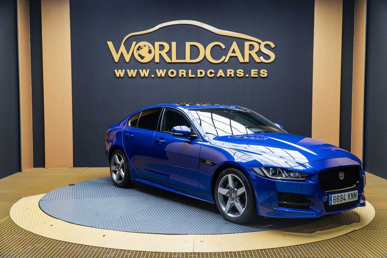 Foto Jaguar XE 3