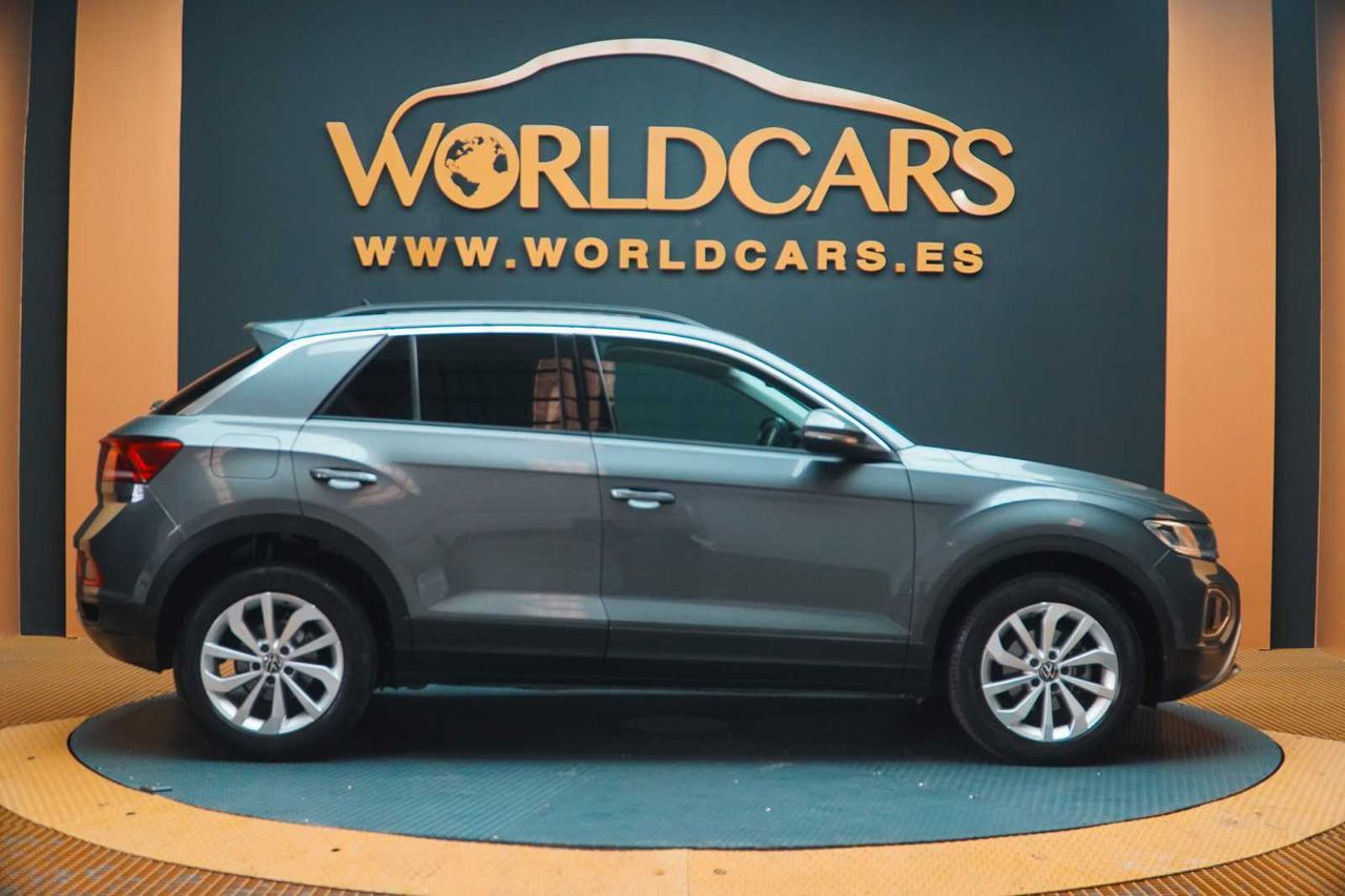 Foto Volkswagen T-Roc 4