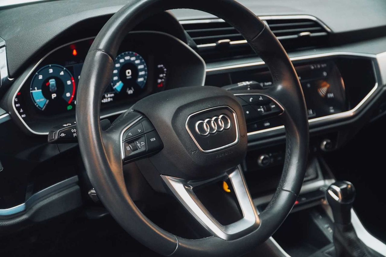 Foto Audi Q3 11