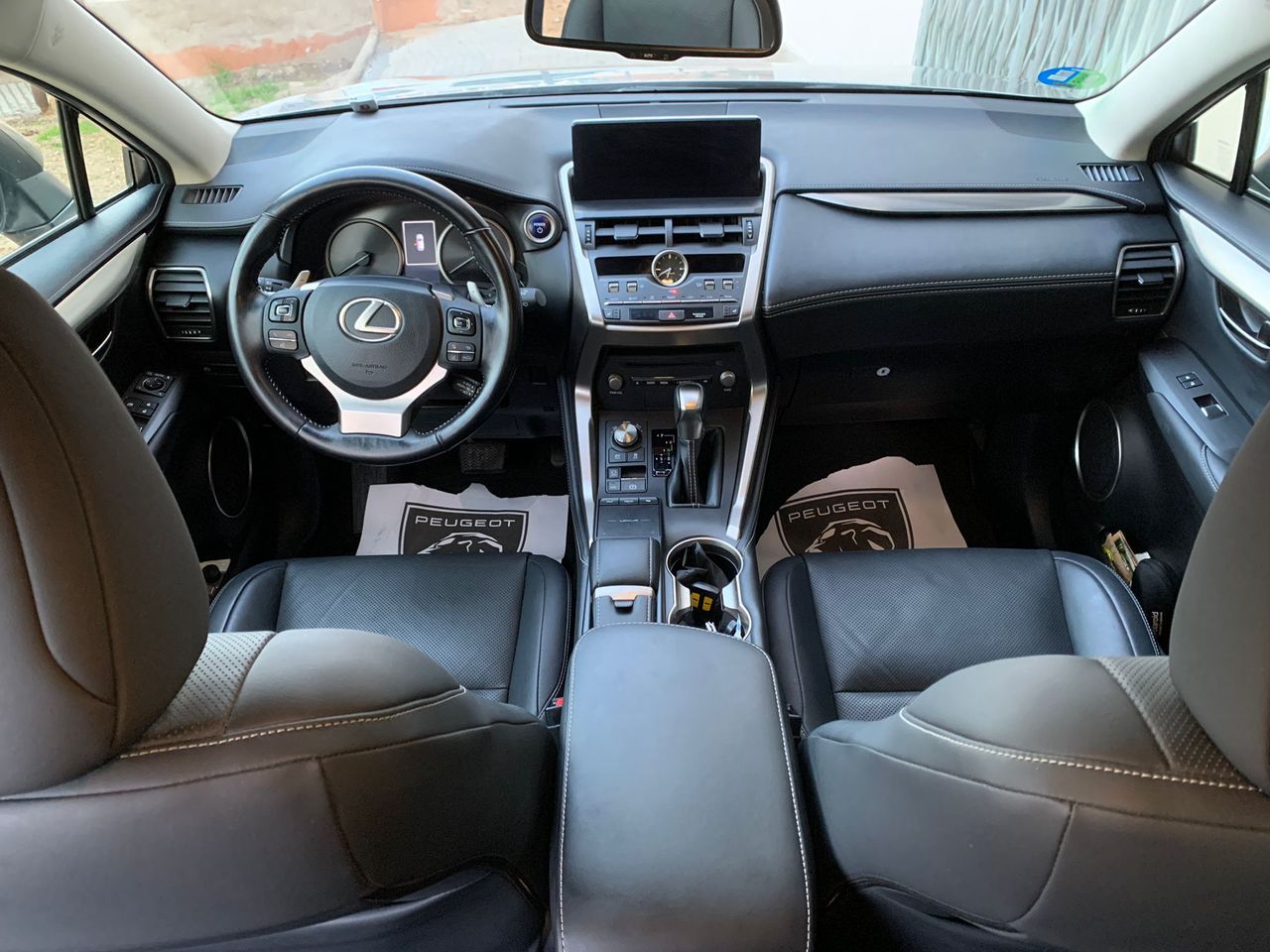 Foto Lexus NX 42