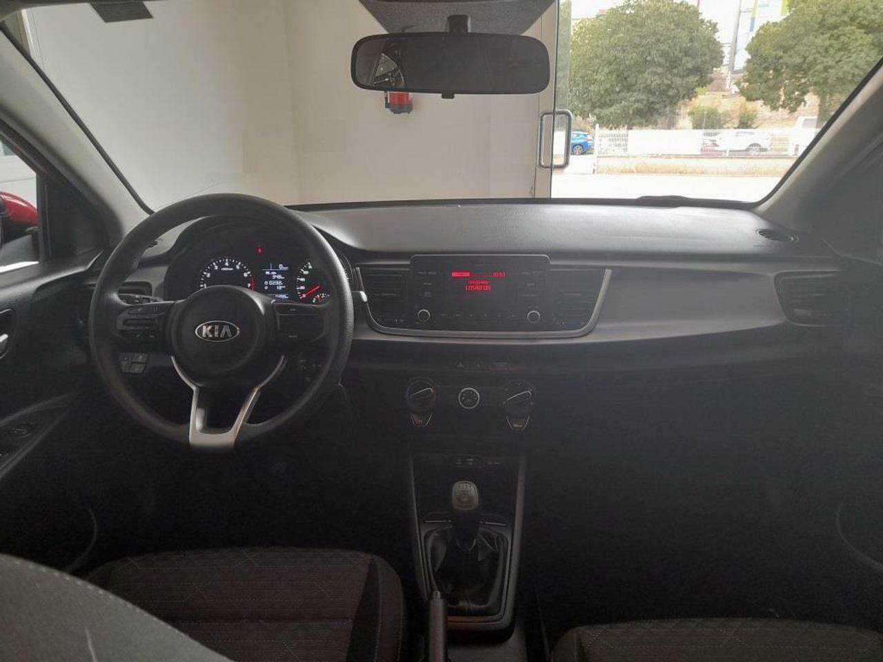 Foto Kia Rio 11