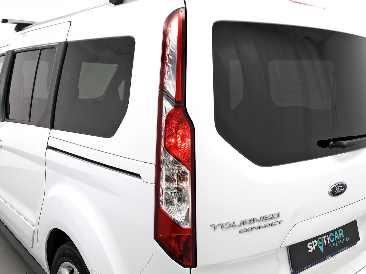 Foto Ford Tourneo Connect 34