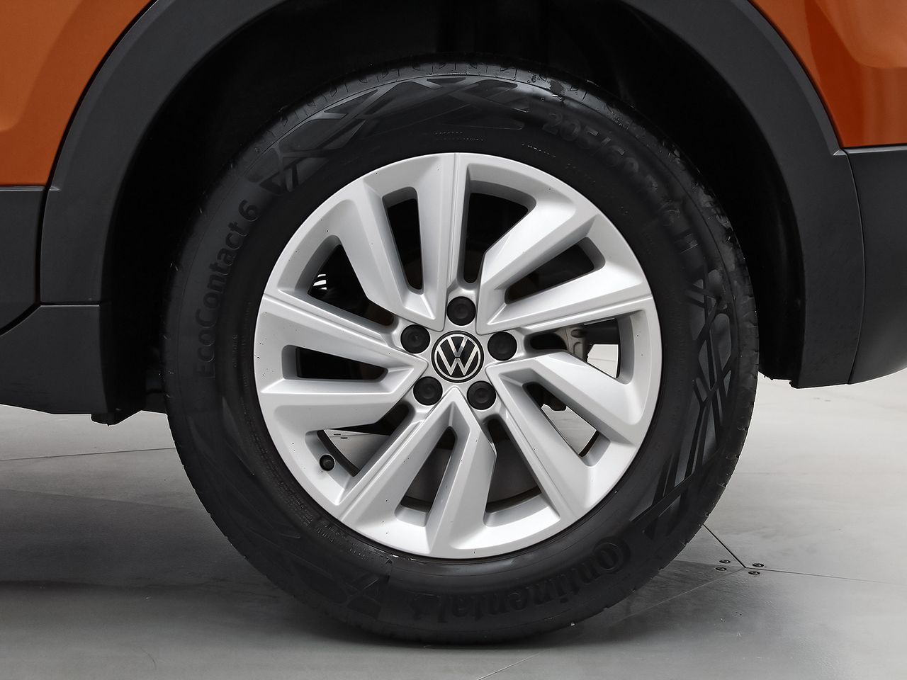 Foto Volkswagen T-Cross 11