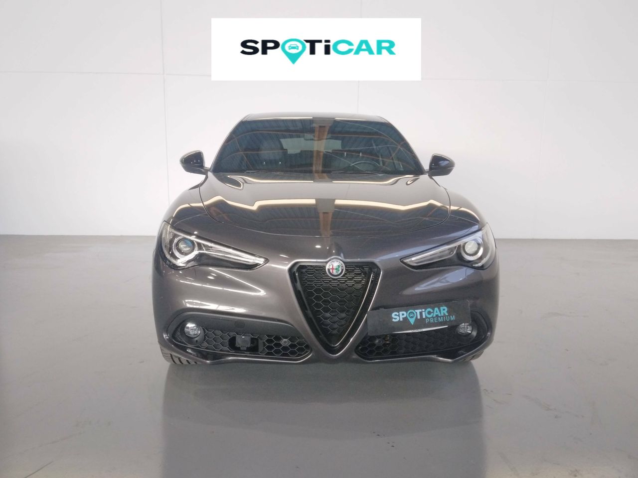 Foto Alfa Romeo Stelvio 2