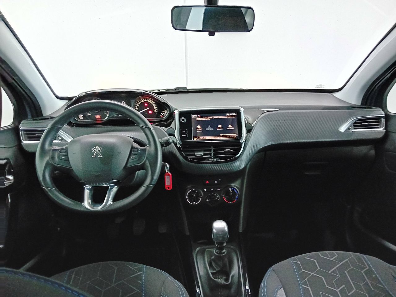 Foto Peugeot 2008 9