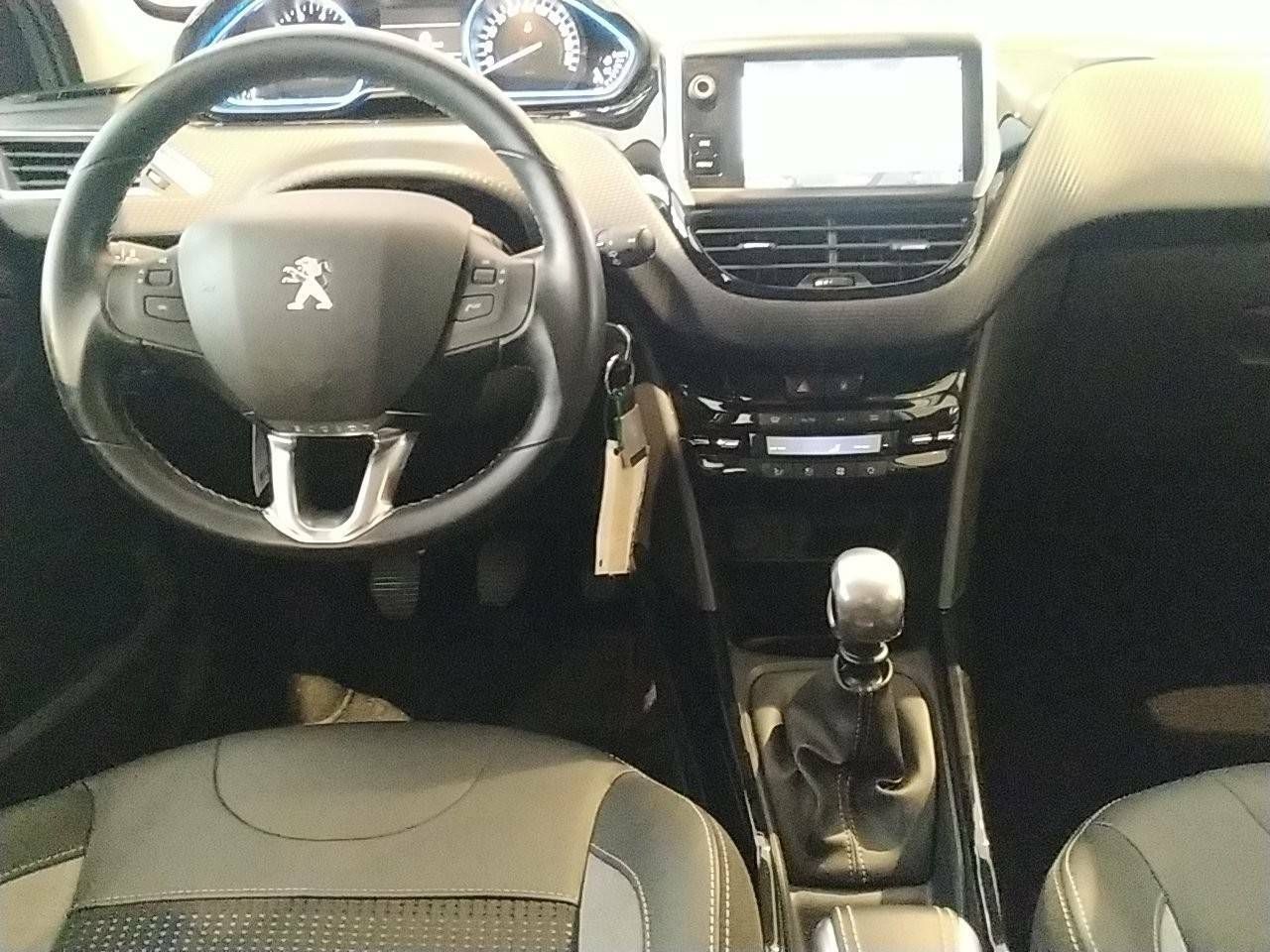 Foto Peugeot 2008 8