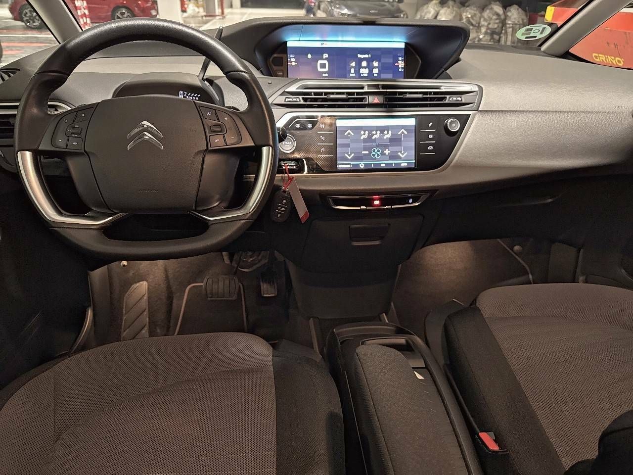 Foto Citroën Grand C4 SpaceTourer 8