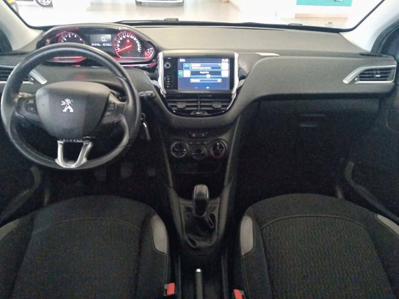 Foto Peugeot 208 8