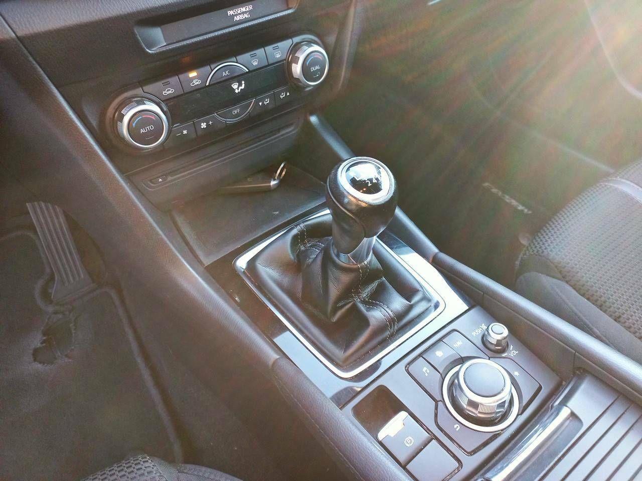 Foto Mazda Mazda3 14