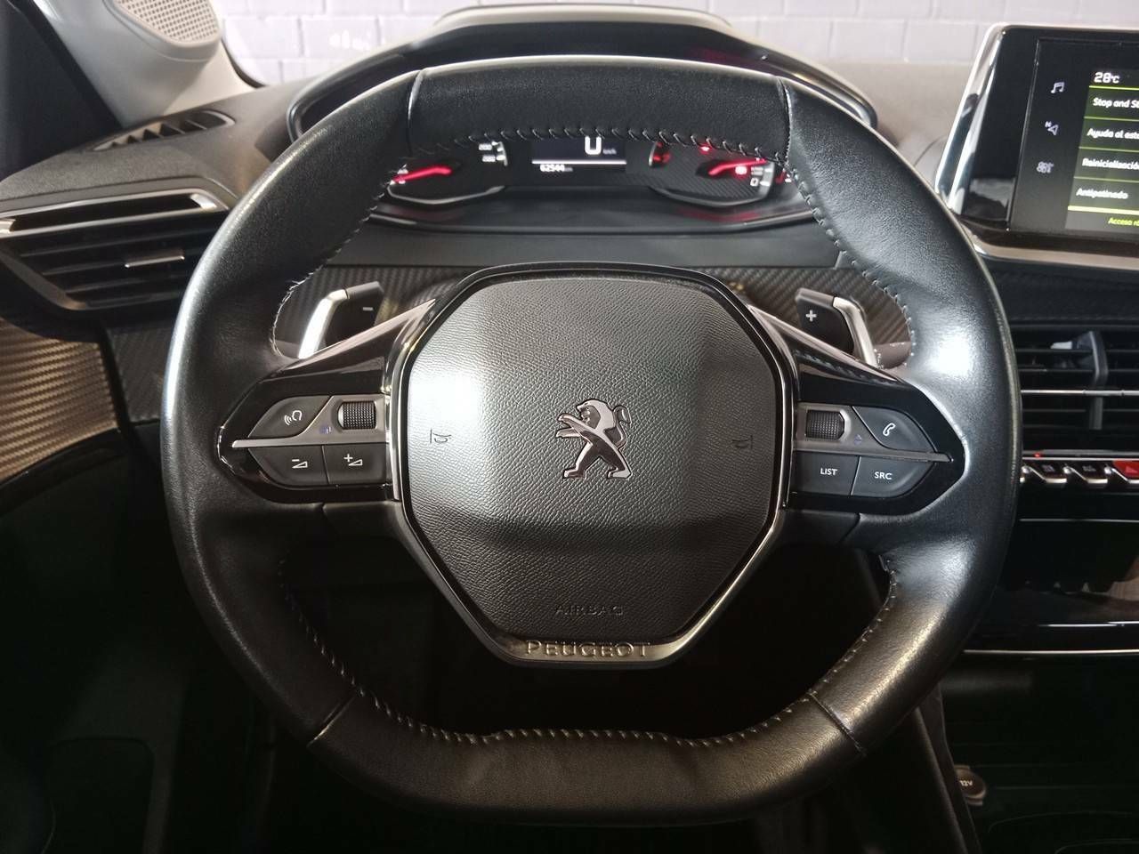 Foto Peugeot 208 22