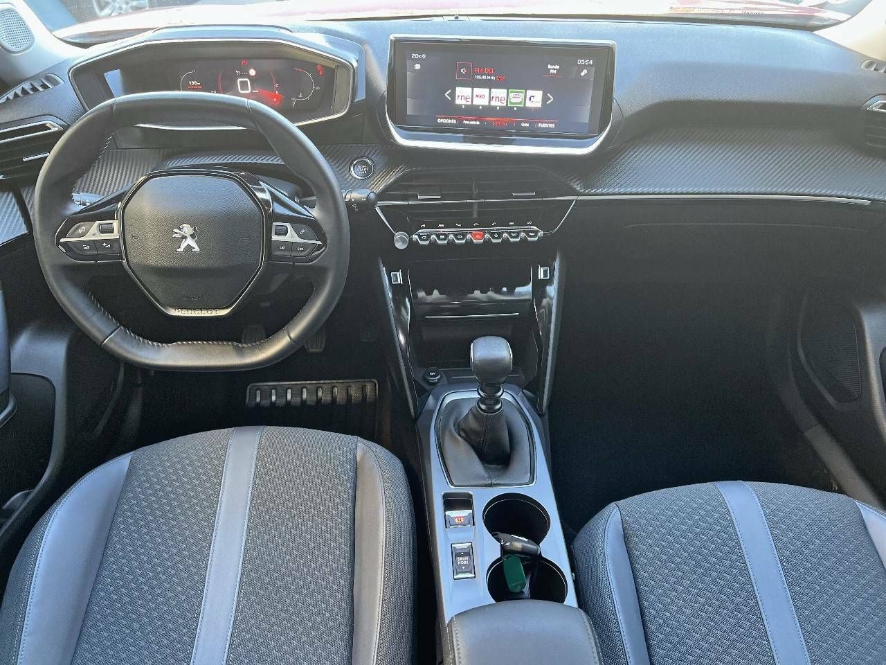 Foto Peugeot 2008 8