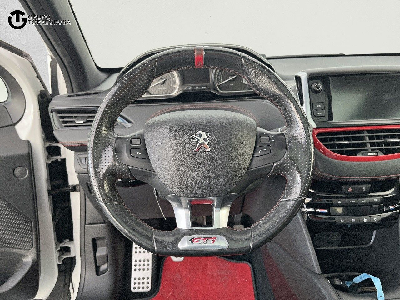 Foto Peugeot 208 11