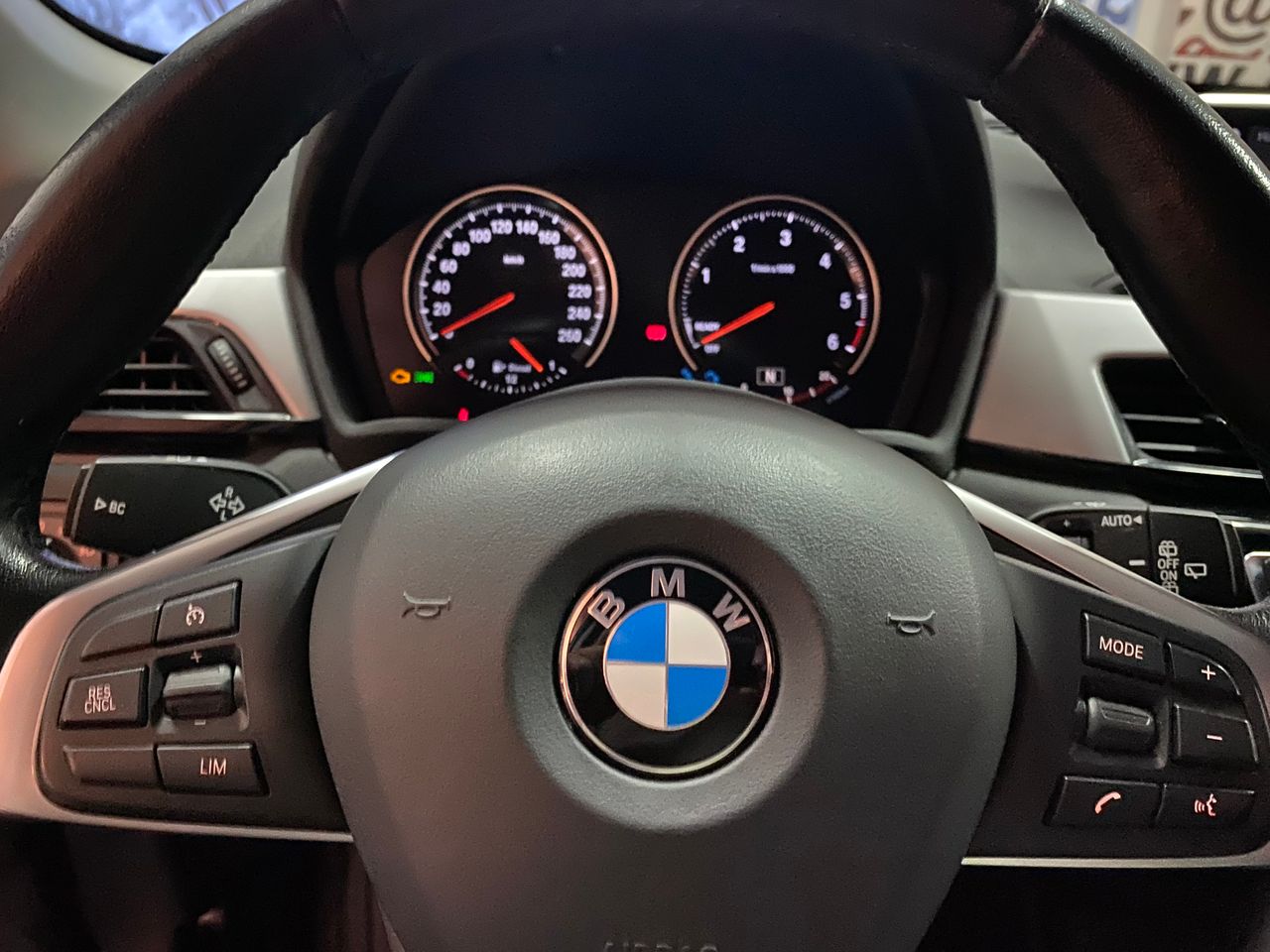 Foto BMW X1 18