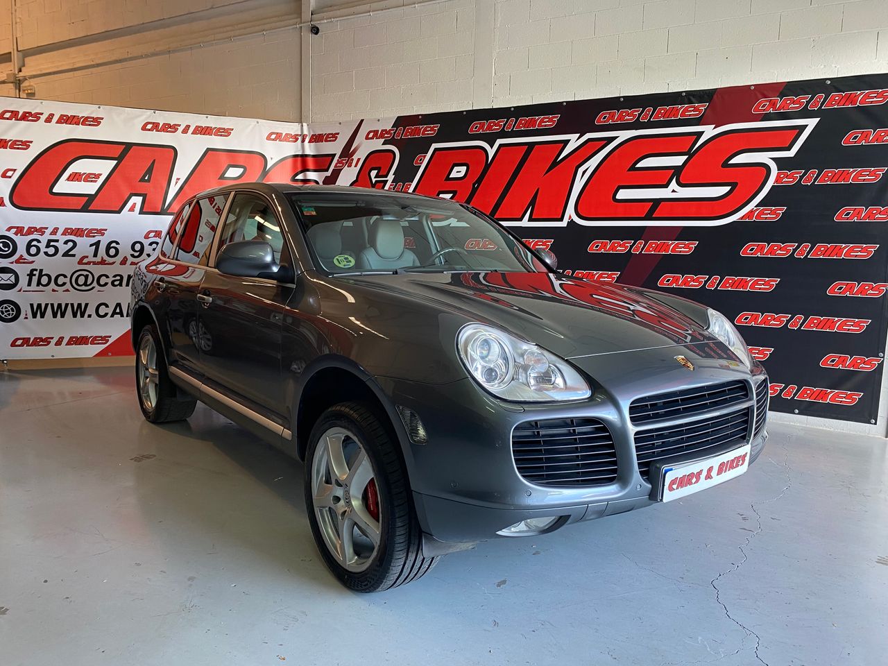 Foto Porsche Cayenne 1