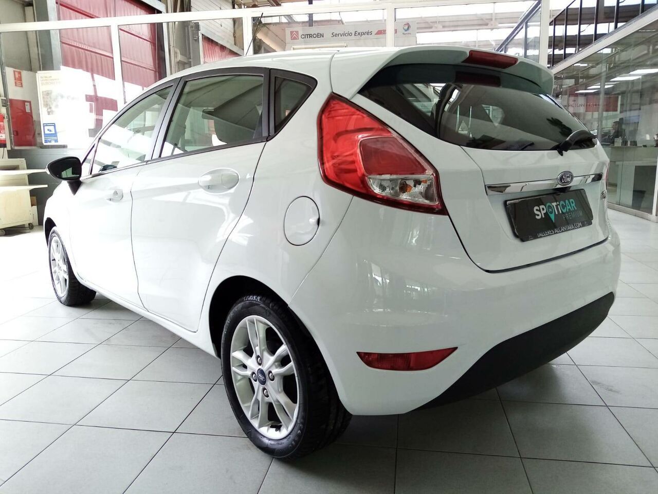 Foto Ford Fiesta 11