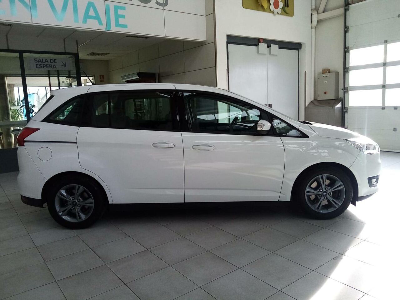 Foto Ford Grand C-MAX 9