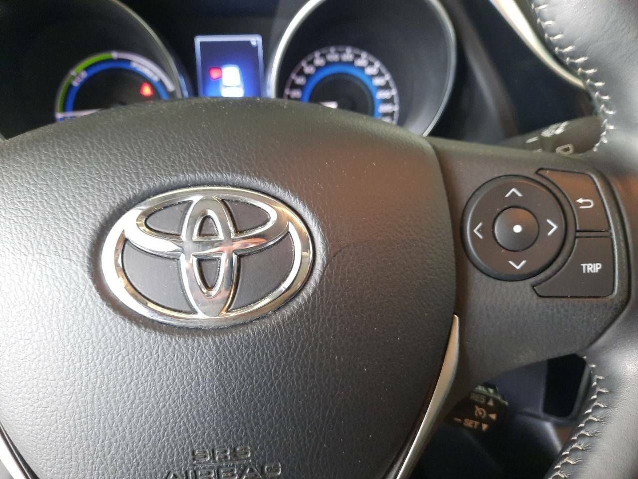 Foto Toyota Auris 17