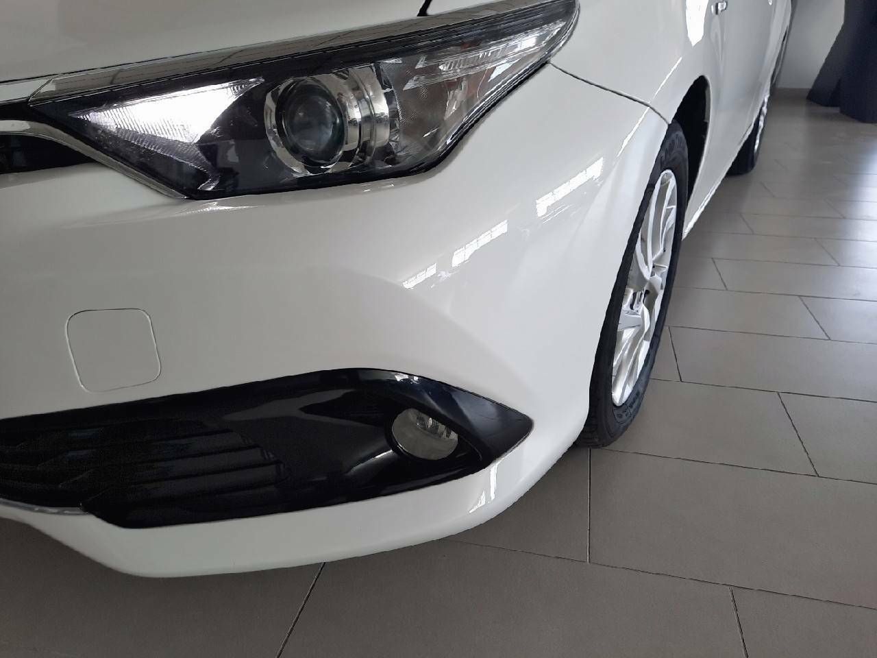 Foto Toyota Auris 30