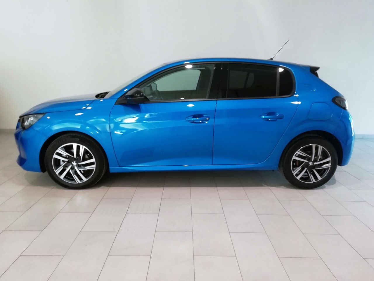 Foto Peugeot 208 14