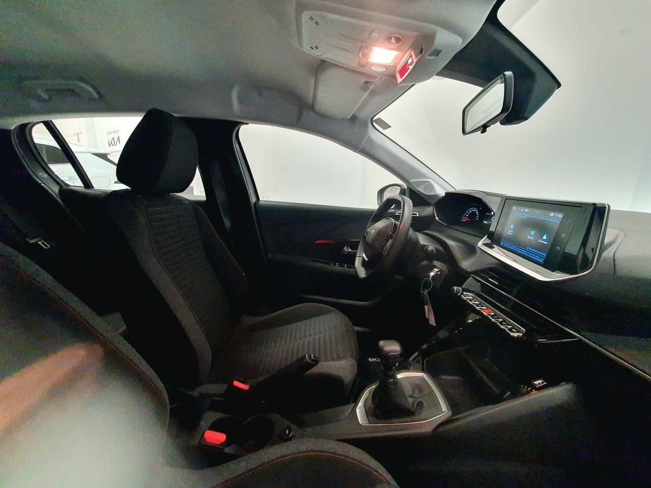 Foto Peugeot 208 16