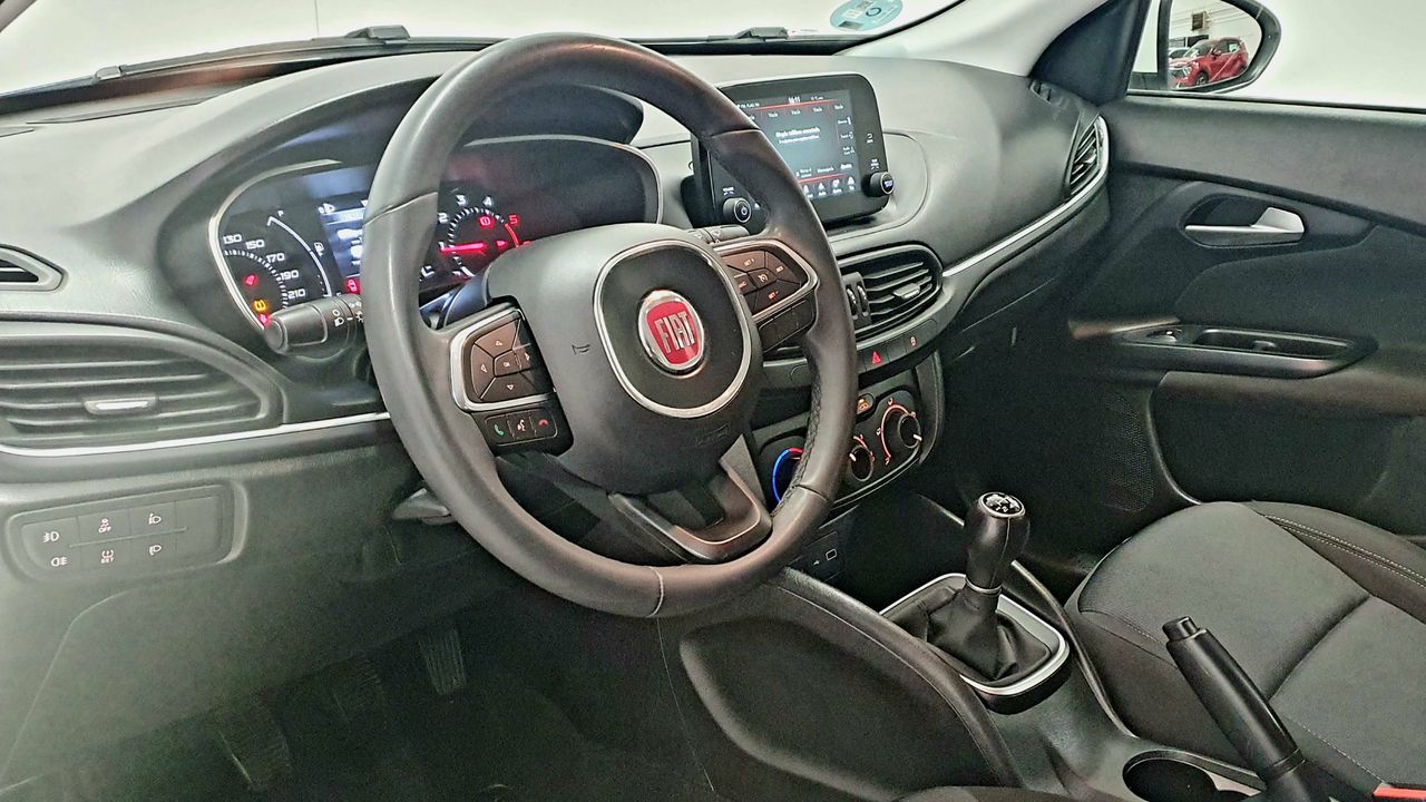 Foto Fiat Tipo 8