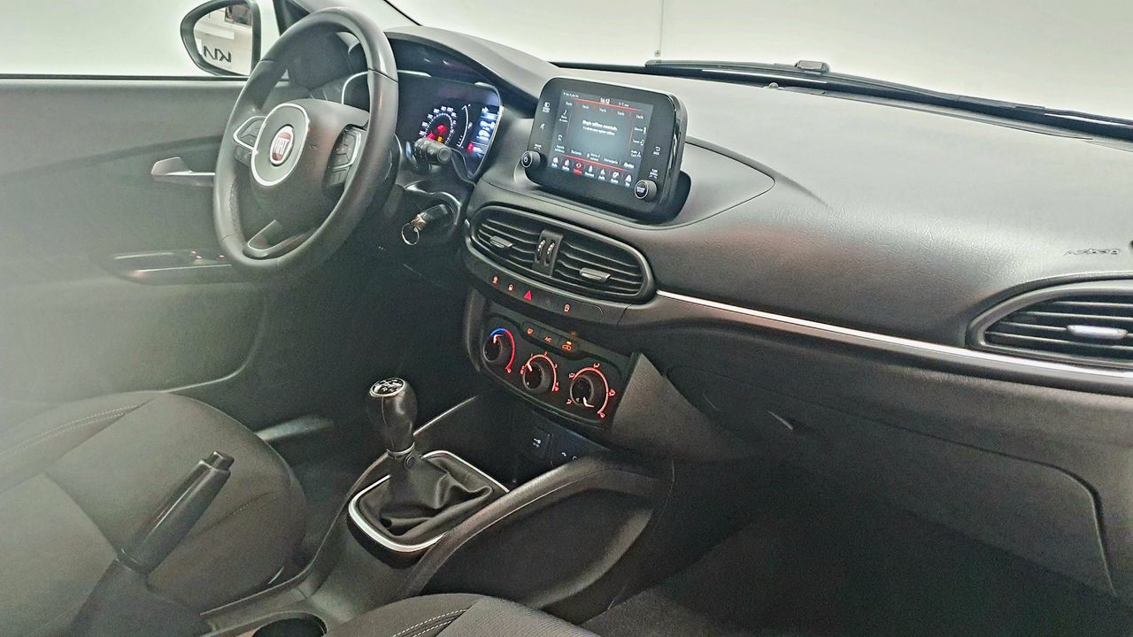 Foto Fiat Tipo 16