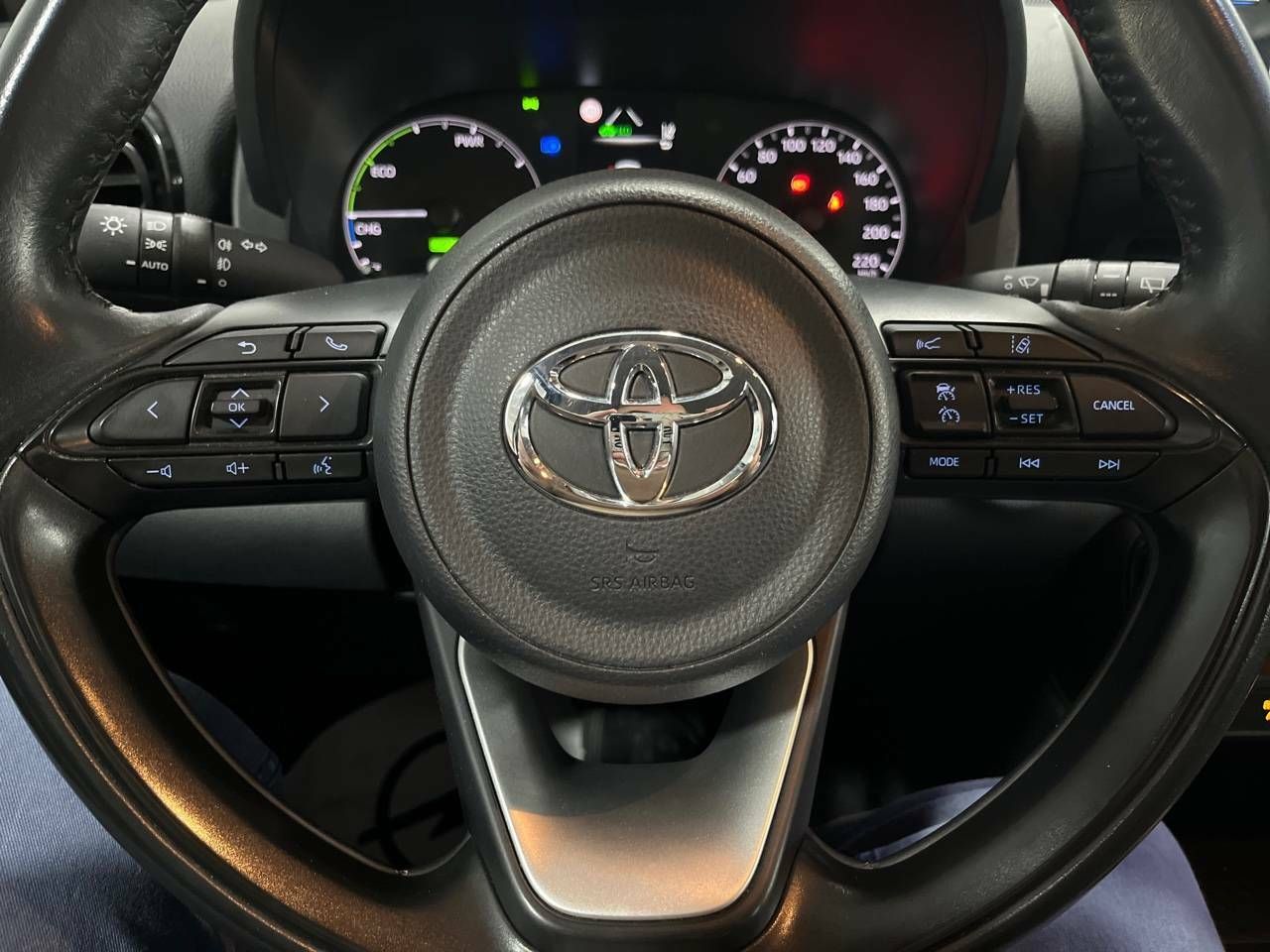 Foto Toyota Yaris 14