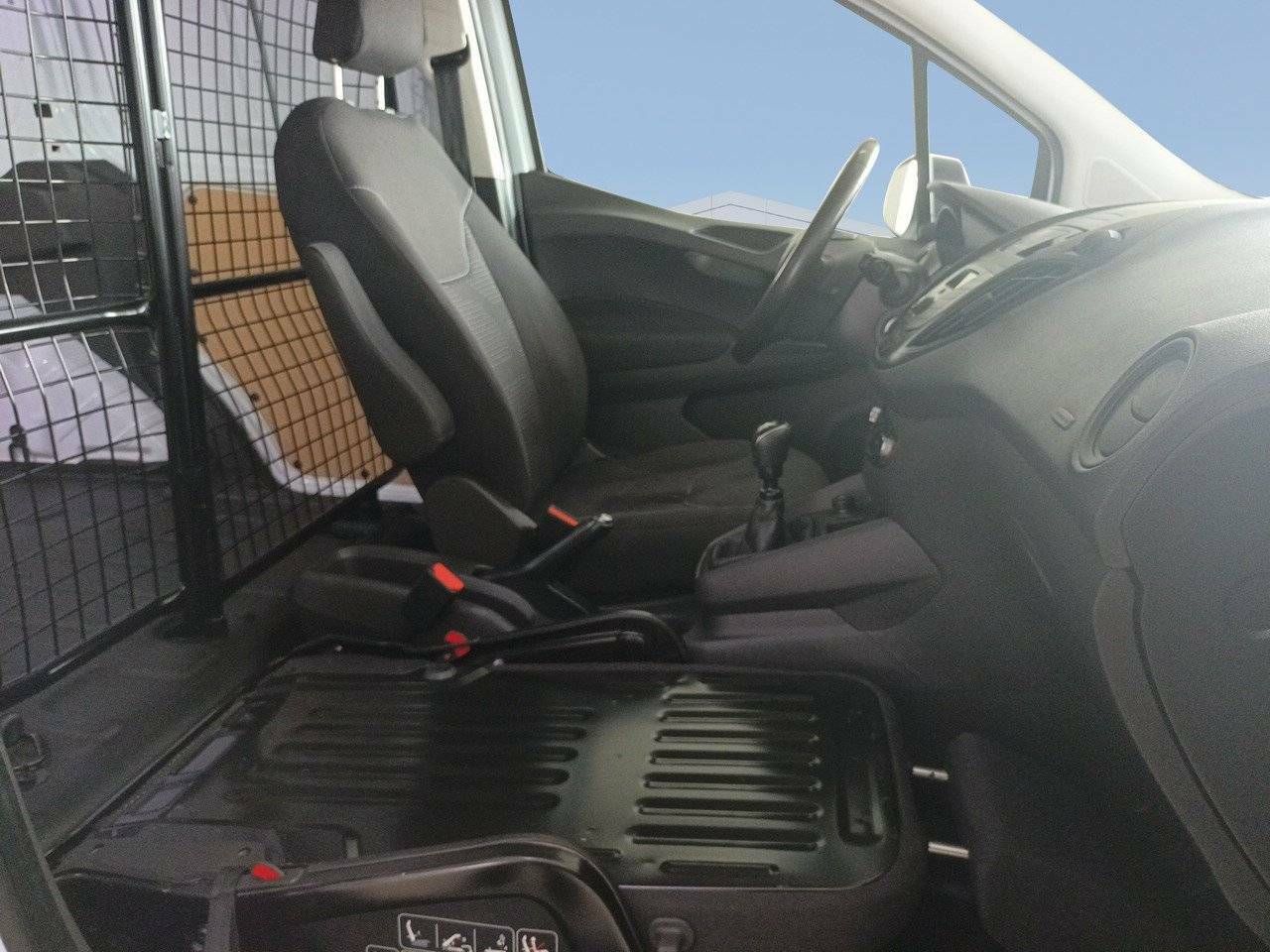 Foto Ford Transit  Courier 17