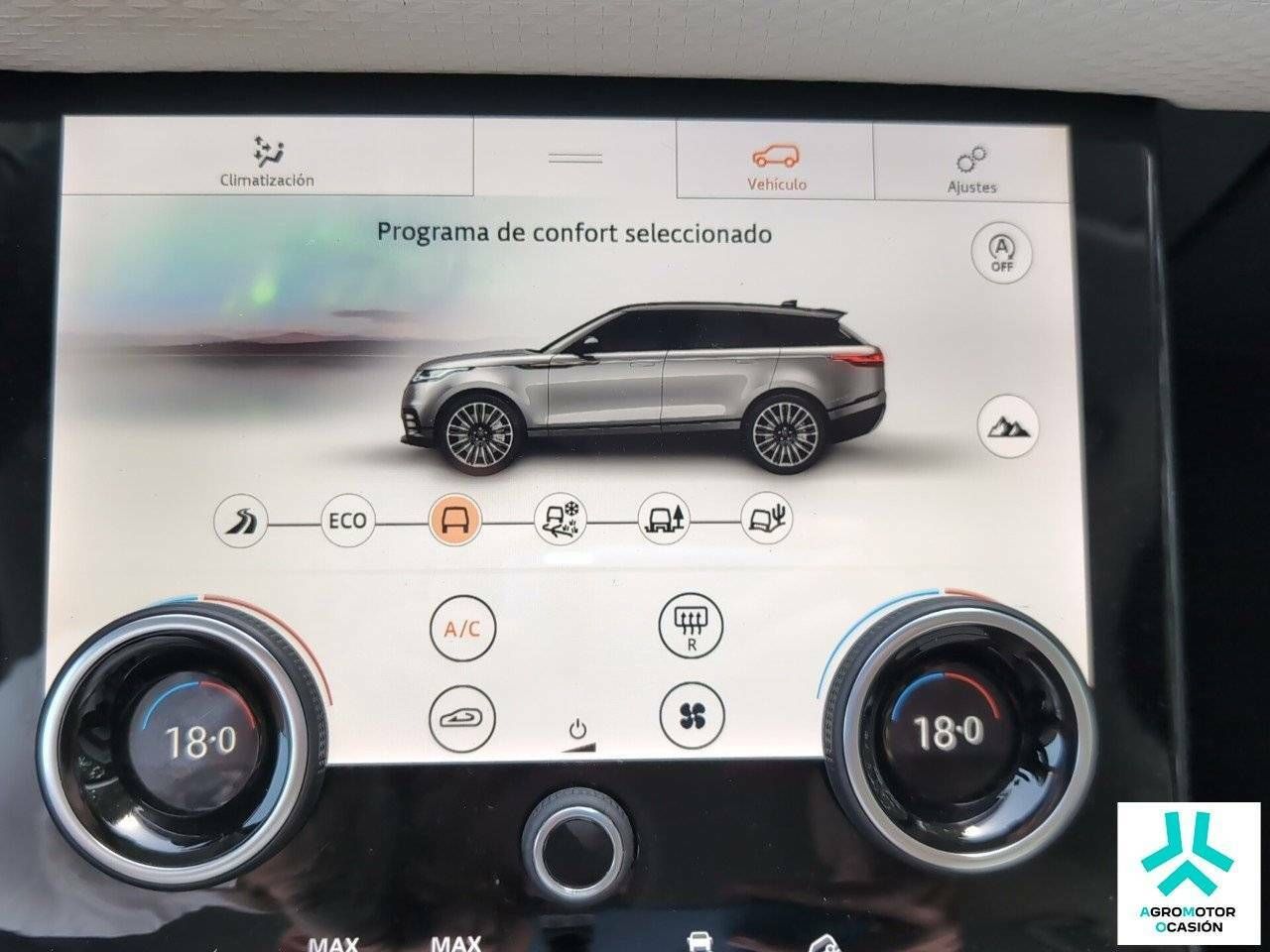 Foto Land-Rover Range Rover Velar 29