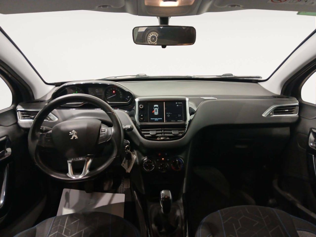 Foto Peugeot 2008 8