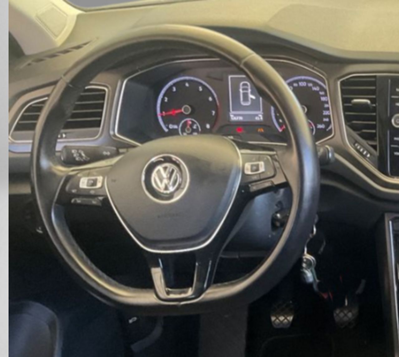 Foto Volkswagen T-Cross 10