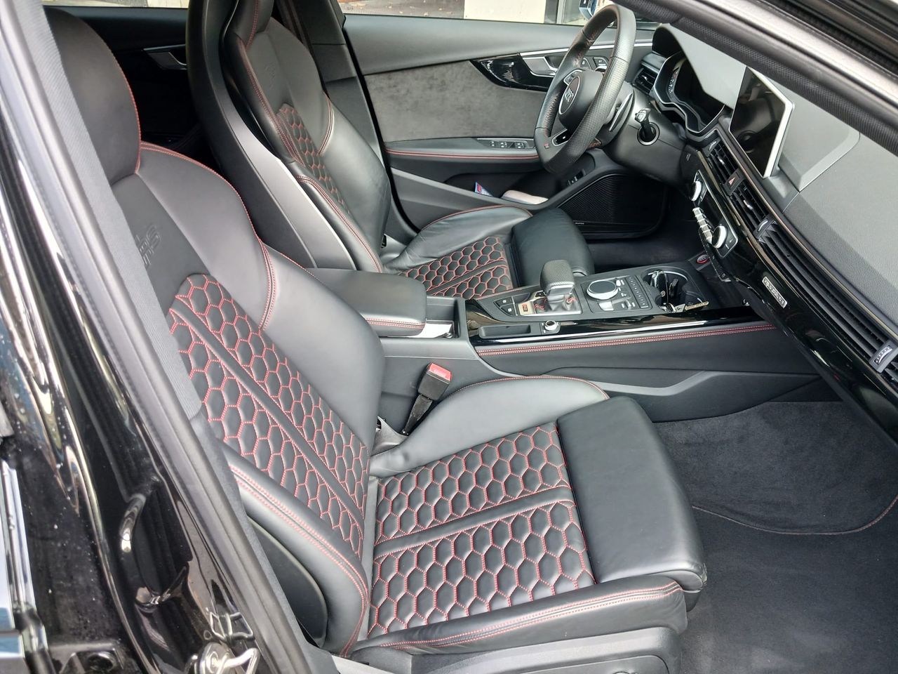 Foto Audi RS4 10