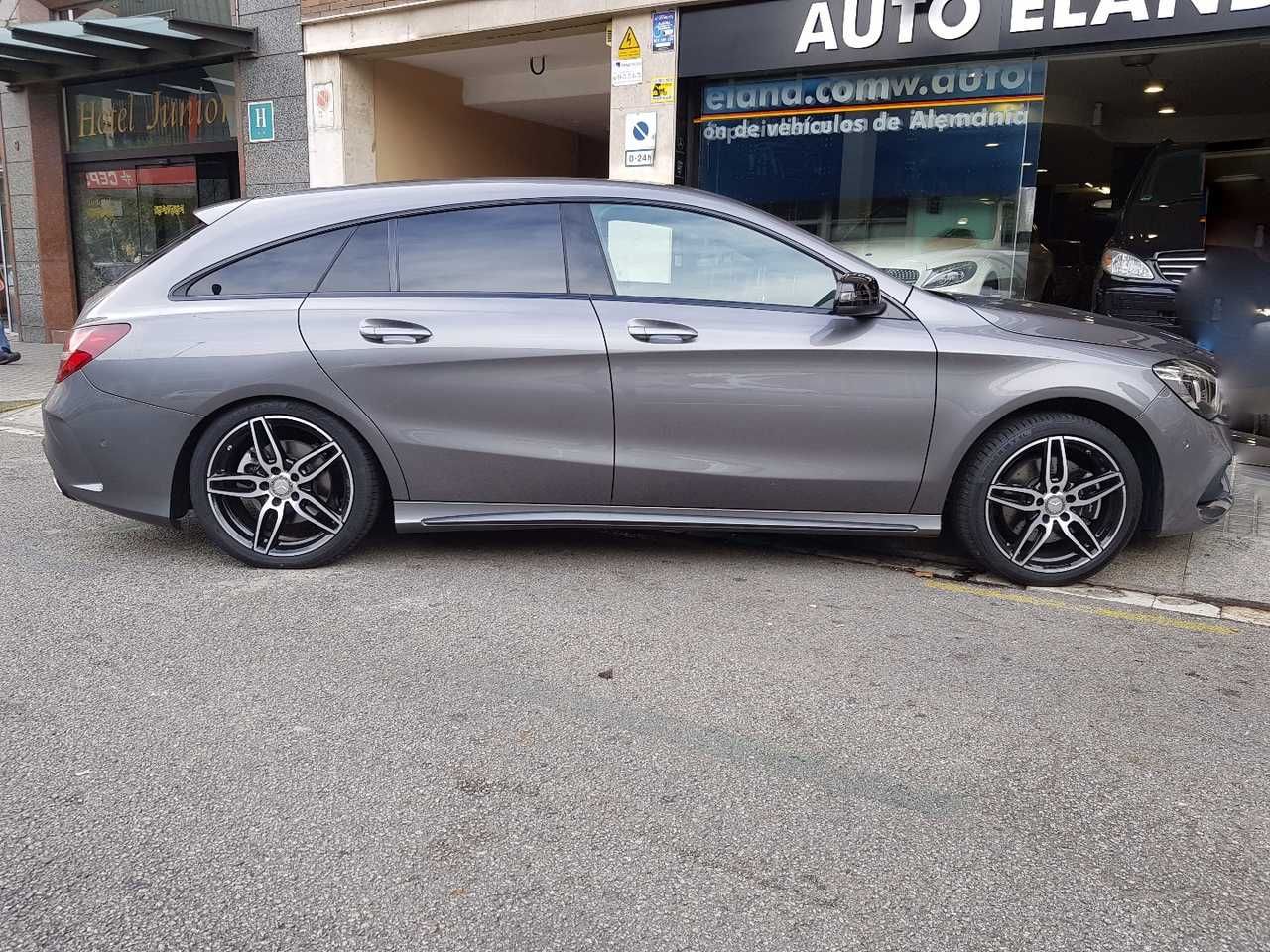 Foto Mercedes-Benz Clase CLA 4