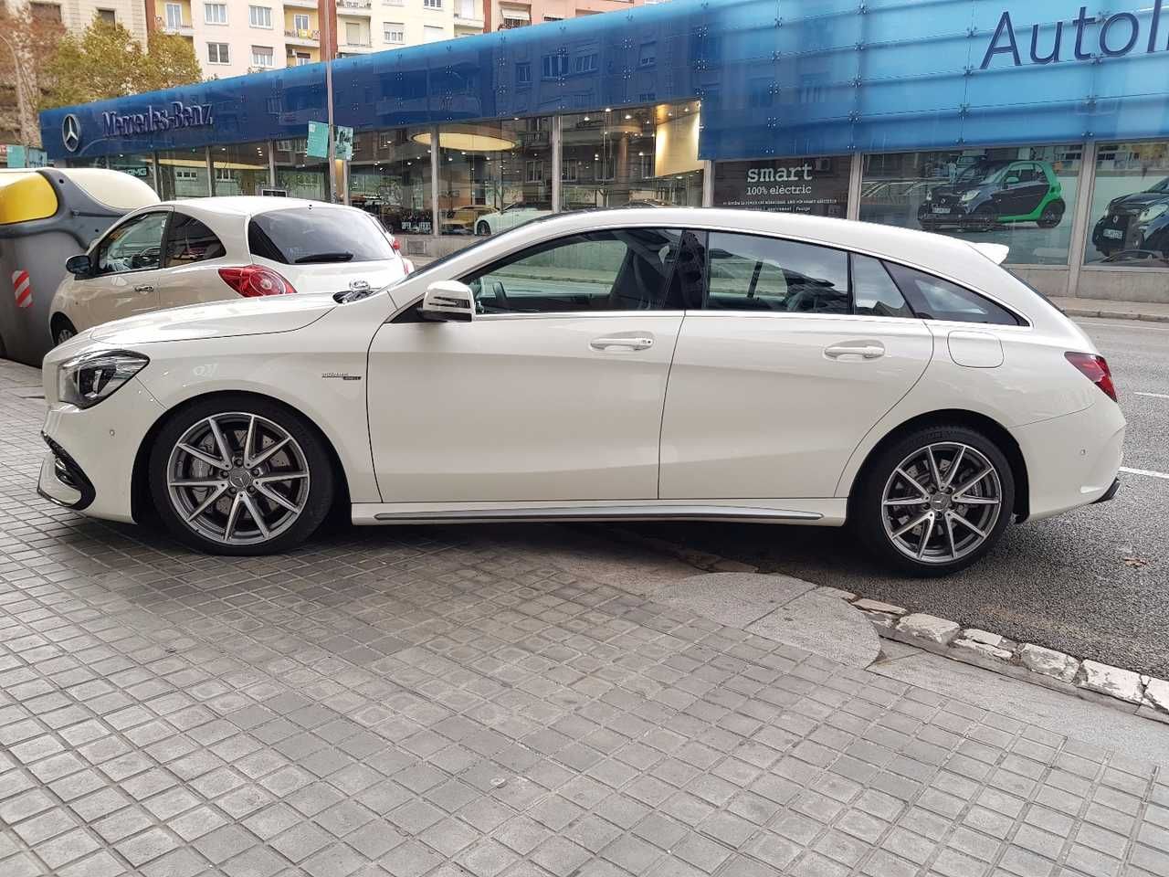 Foto Mercedes-Benz Clase CLA 5