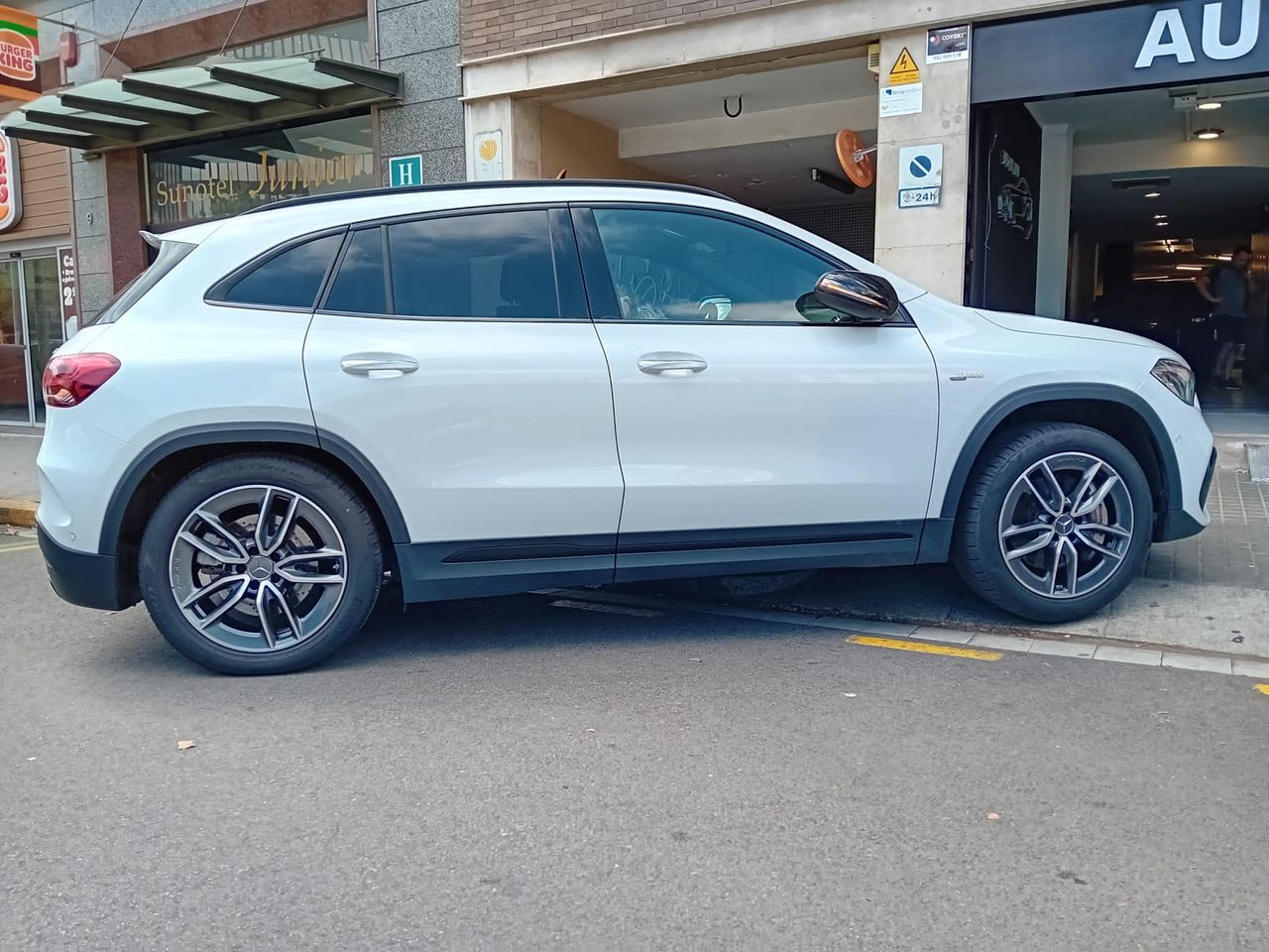 Foto Mercedes-Benz Clase GLA 4