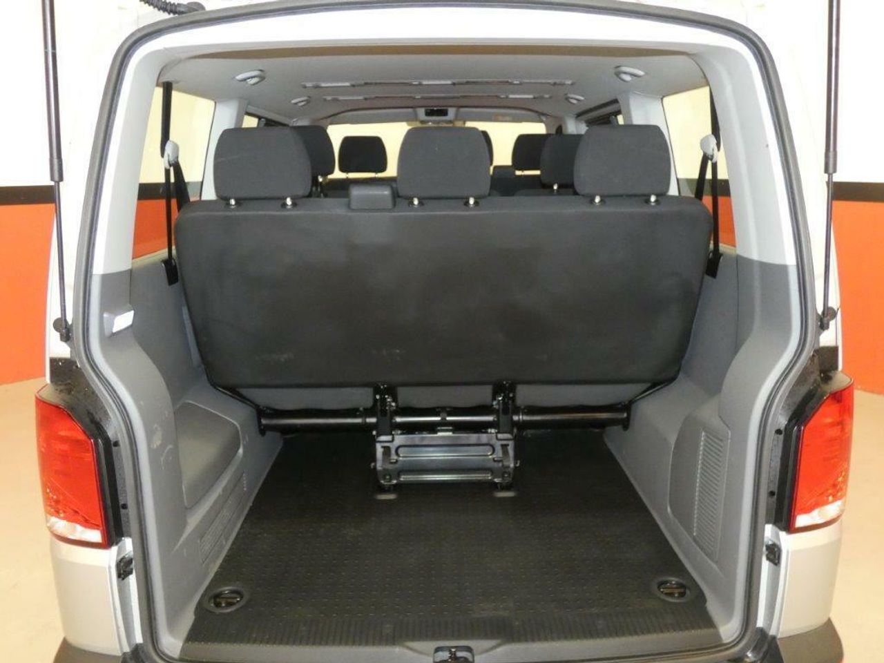 Foto Volkswagen Caravelle 26