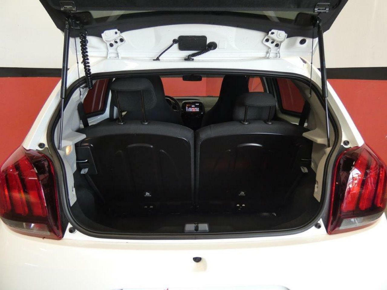 Foto Peugeot 108 17