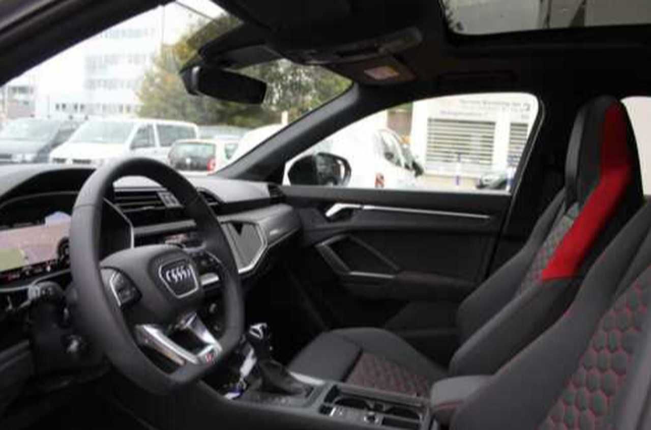 Foto Audi RS Q3 12
