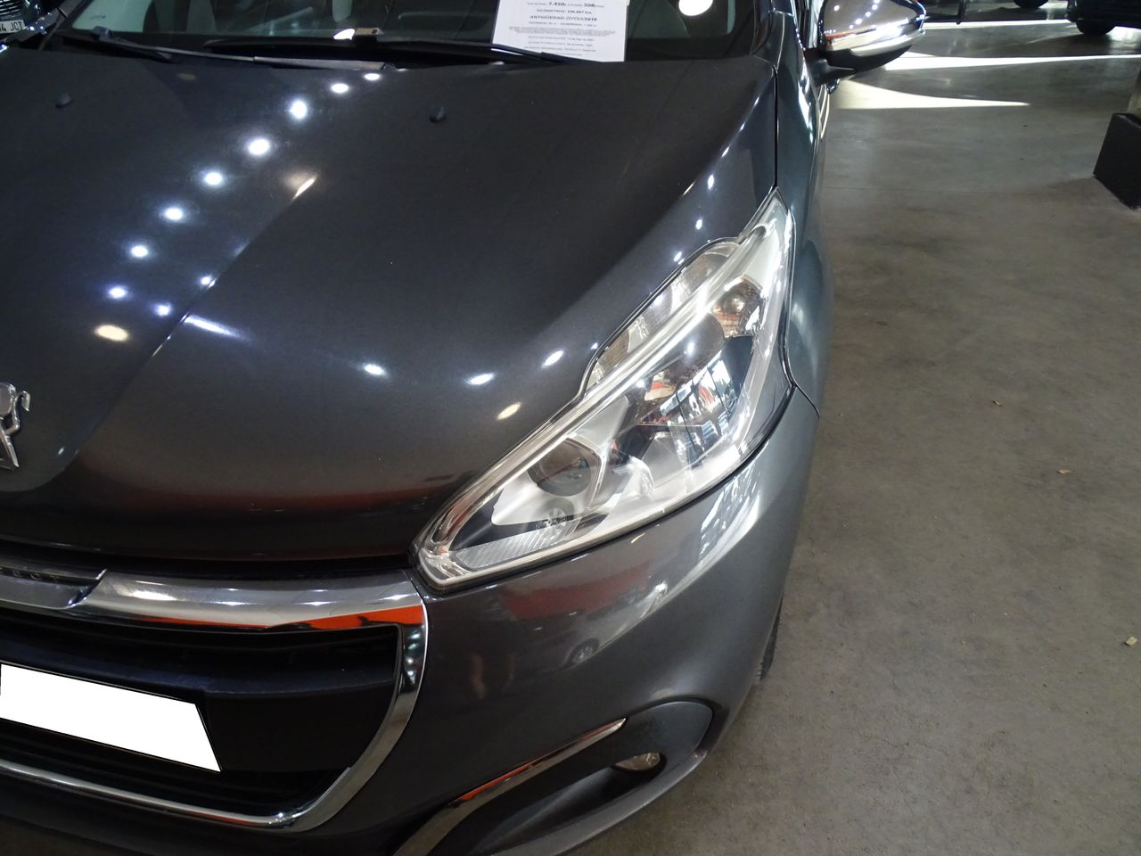 Foto Peugeot 208 20