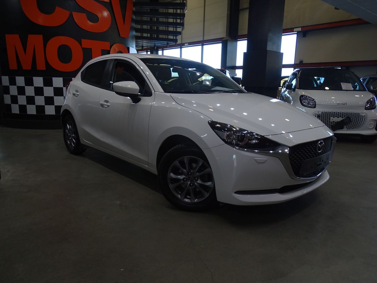 Foto Mazda Mazda2 3