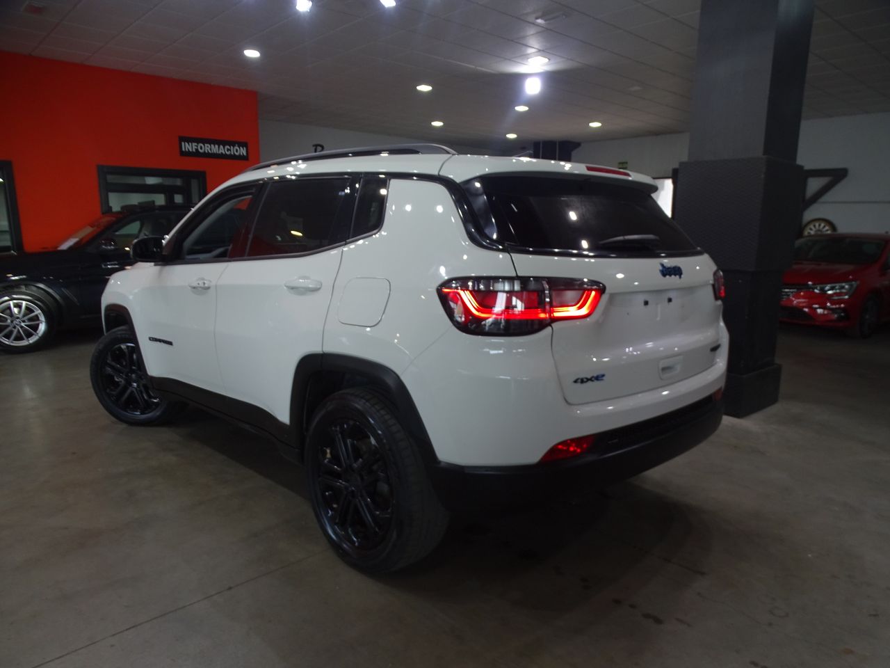 Foto Jeep Compass 4