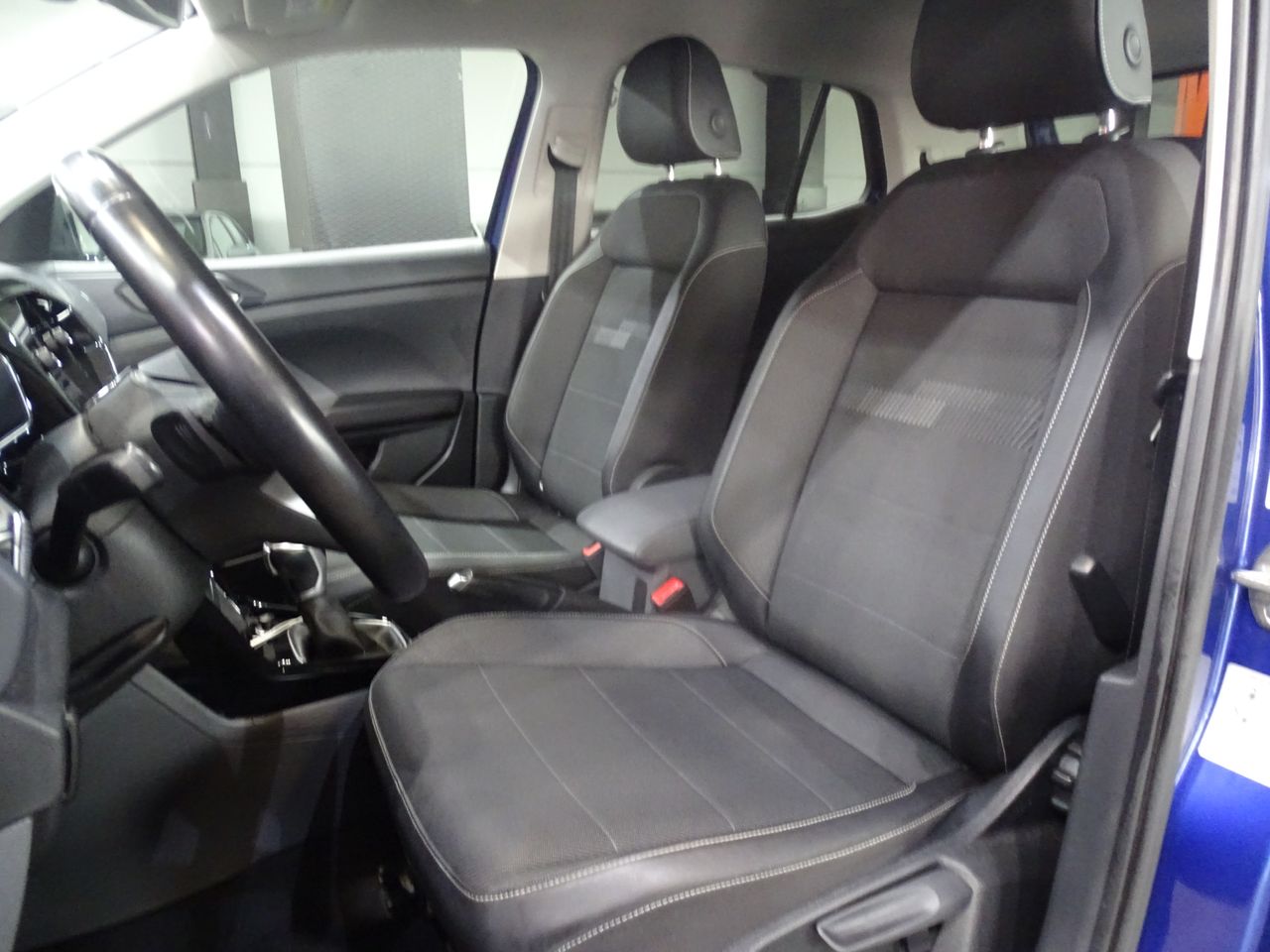 Foto Volkswagen T-Cross 6