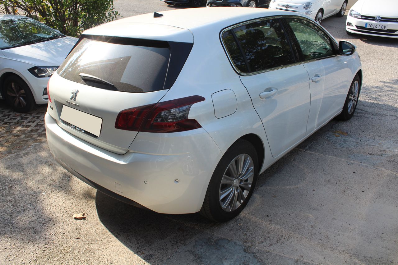 Foto Peugeot 308 6