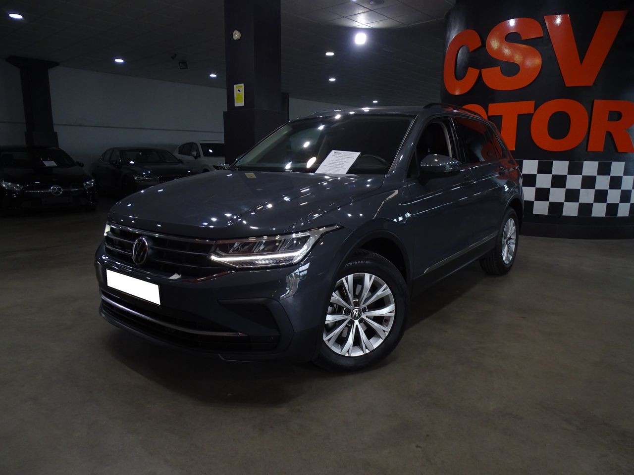 Foto Volkswagen Tiguan 1