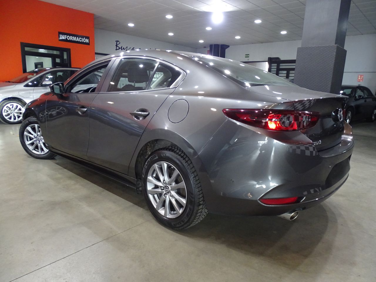 Foto Mazda Mazda3 4