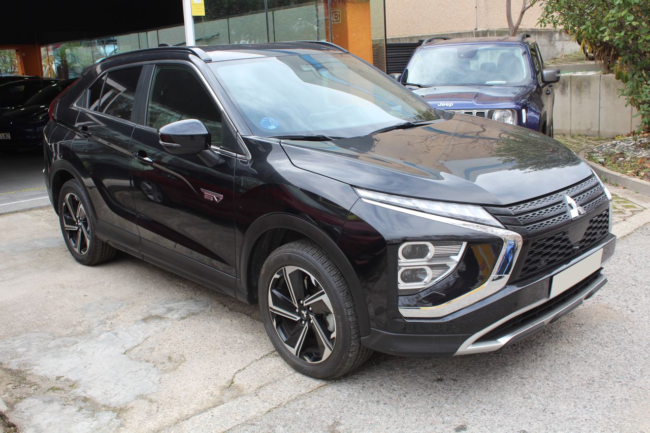 Foto Mitsubishi Eclipse Cross 4