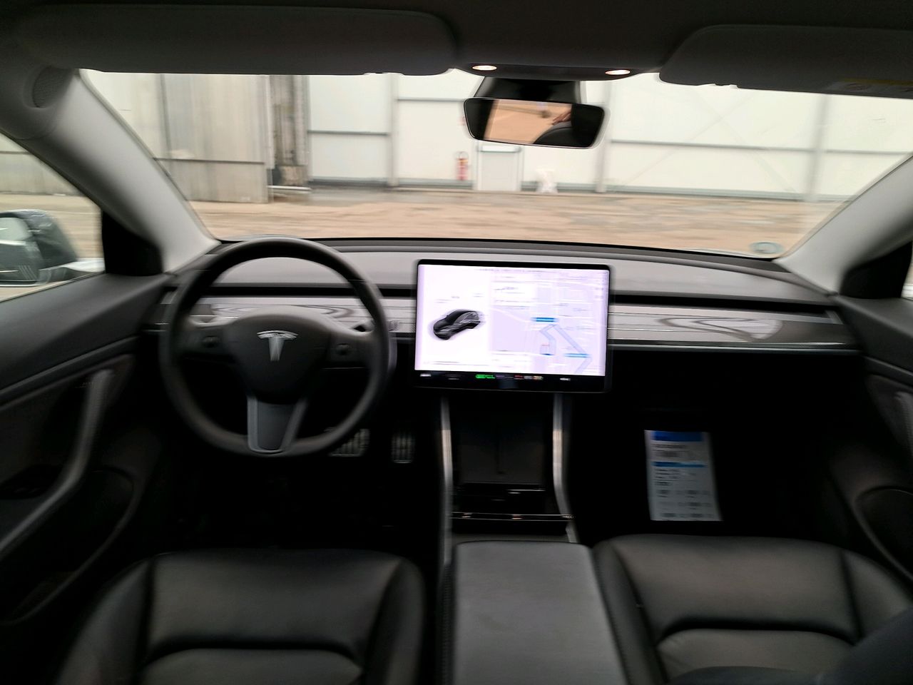 Foto Tesla Model 3 4