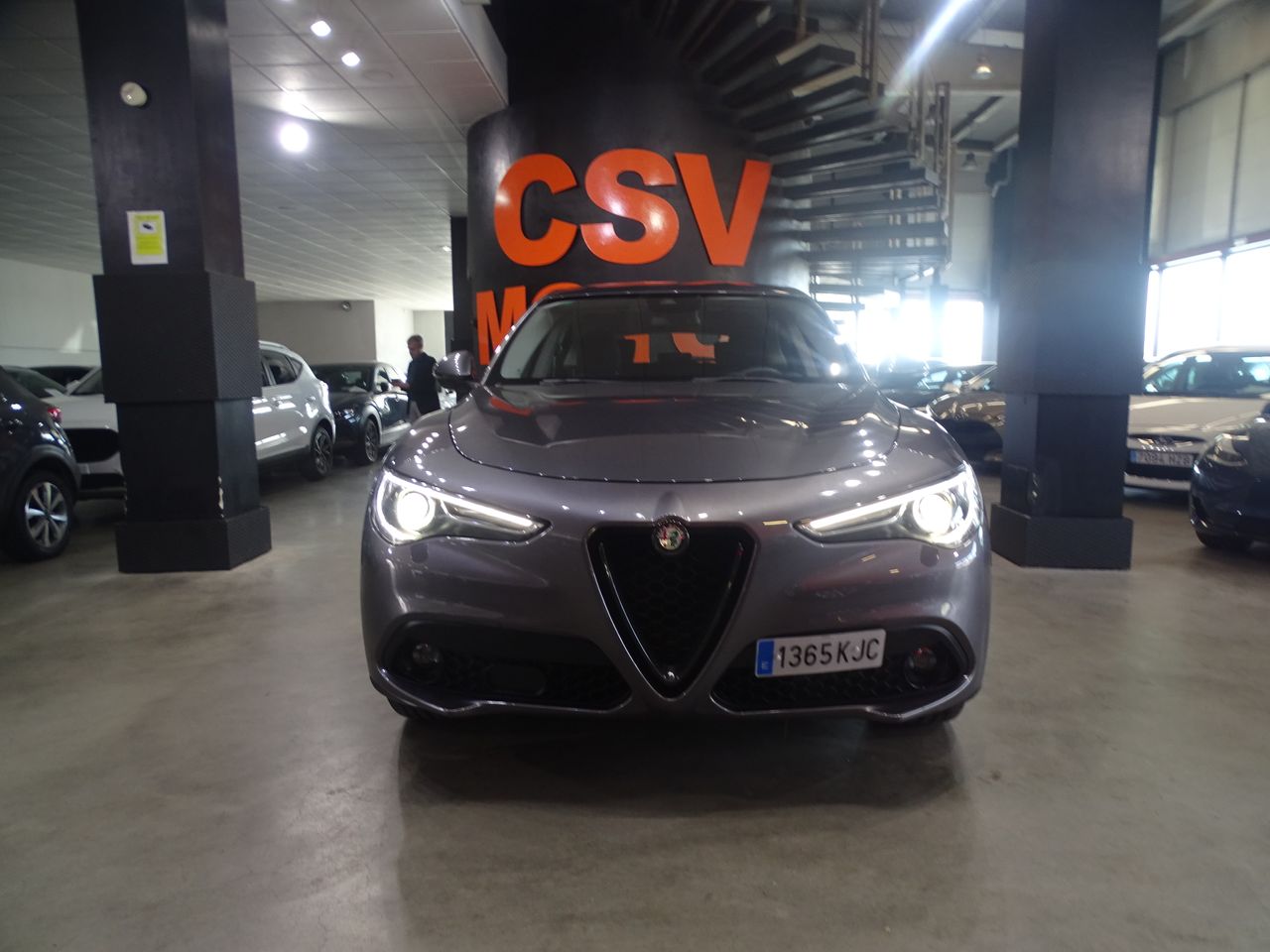 Foto Alfa Romeo Stelvio 3