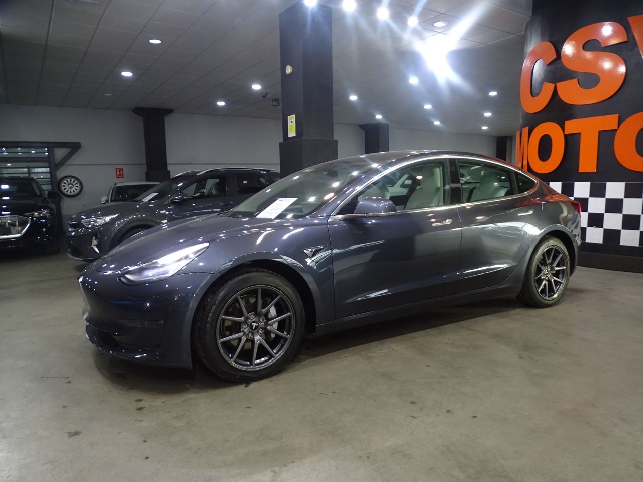 Foto Tesla Model 3 2