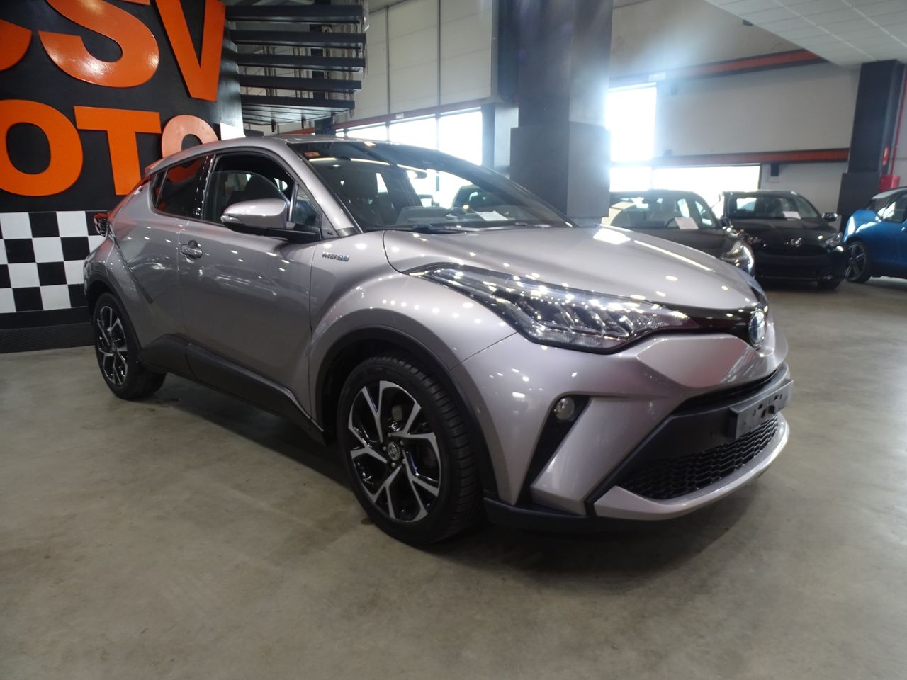 Foto Toyota C-HR 32